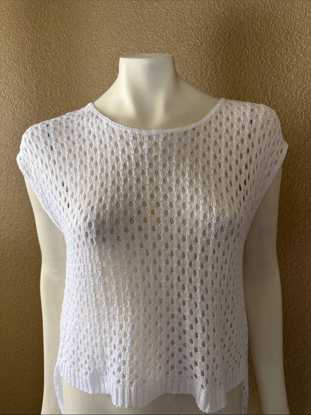 Allen B. By Allen Schwartz White Open Knit Cap Sleeve Top